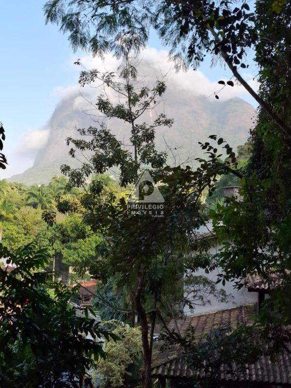 Casa à venda em Rua São Leobaldo, São Conrado — 4 quartos