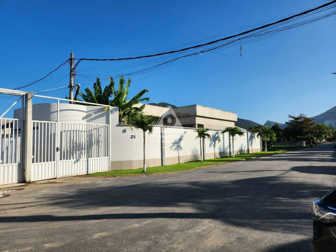 Terreno à venda em Avenida Canal Dois *** — 0 quartos