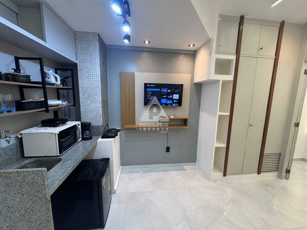 Apartamento à venda em Avenida Presidente Vargas, Centro — 1 quarto