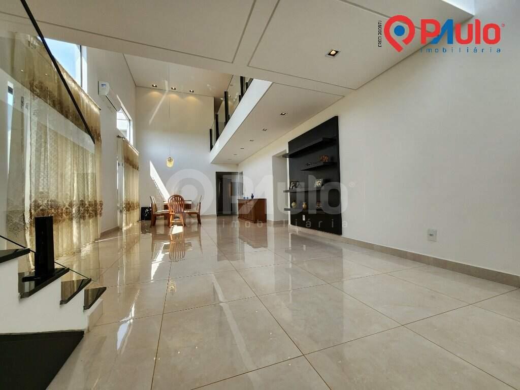 Casa em Condomínio à venda no Agua Branca: SALA