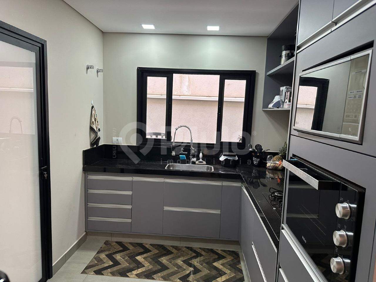 Casa em Condomínio à venda no Taquaral: 