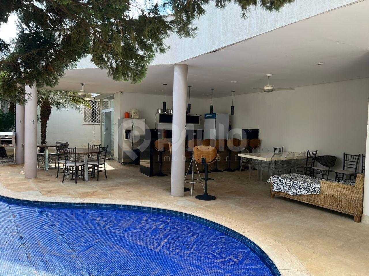 Casa à venda no Centro: 