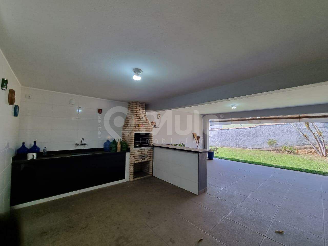 Chácara à venda no Residencial Santa Luzia: ÁREA GOURMET 
