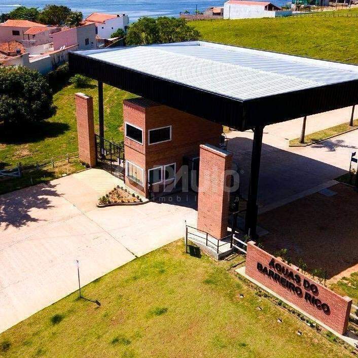 Terrenos em Condomínio à venda no Águas do Barreiro Rico: 