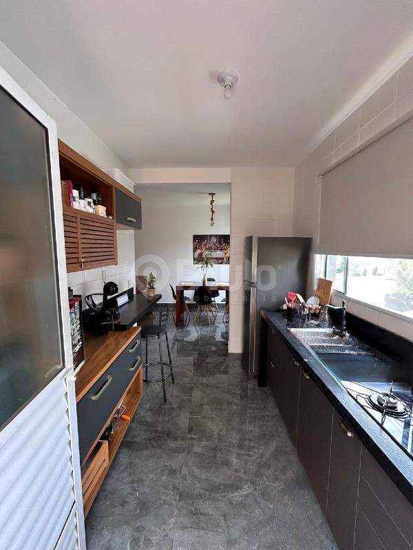 Casa em Condomínio à venda no Cidade Judiciaria: 