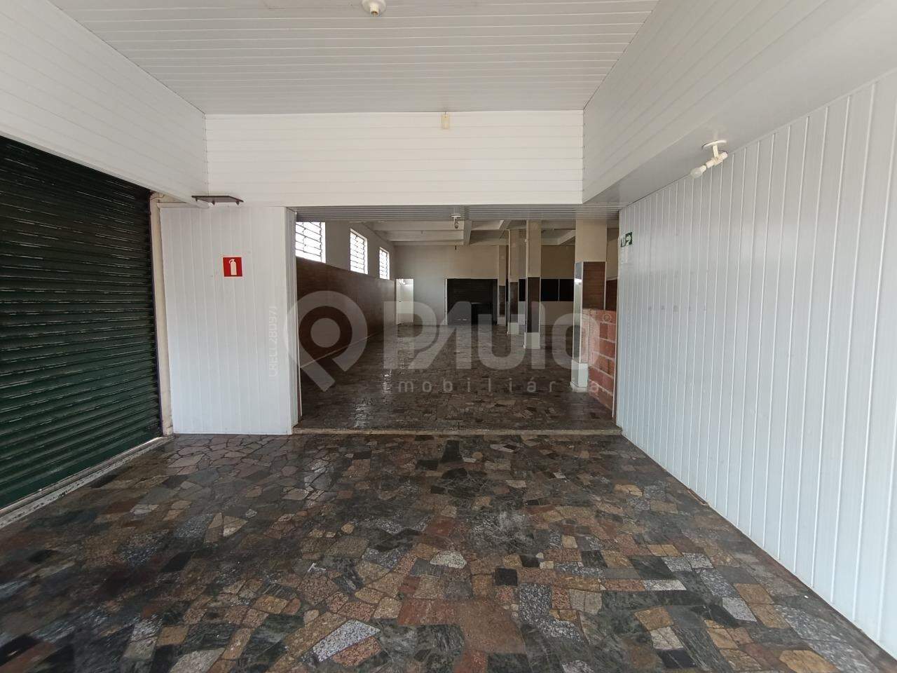 Barracão / Galpão para aluguel no Paulicéia: 