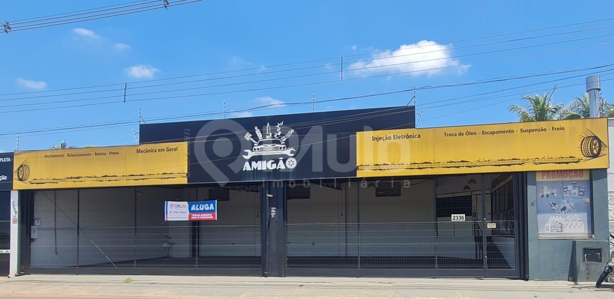 Salão Comercial para aluguel no Campestre: 