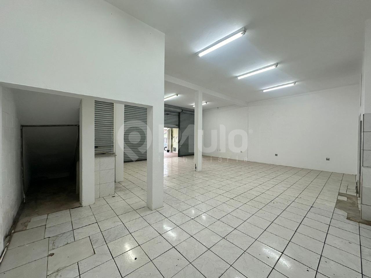 Salão Comercial para aluguel no Piracicamirim: 