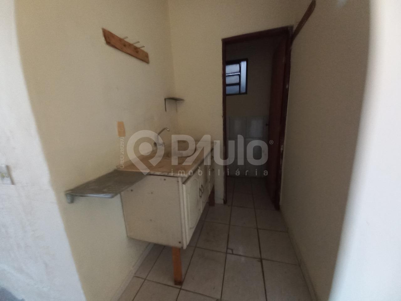 Salão Comercial para aluguel no Piracicamirim: 