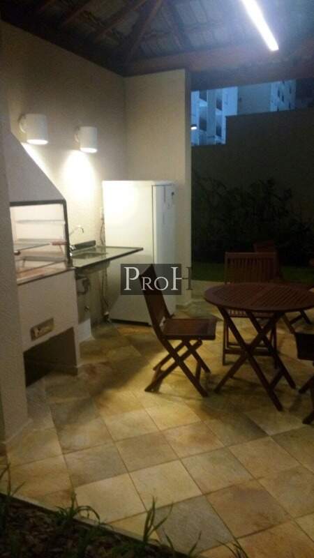 Apartamento à venda com 2 quartos, 55m² - Foto 32