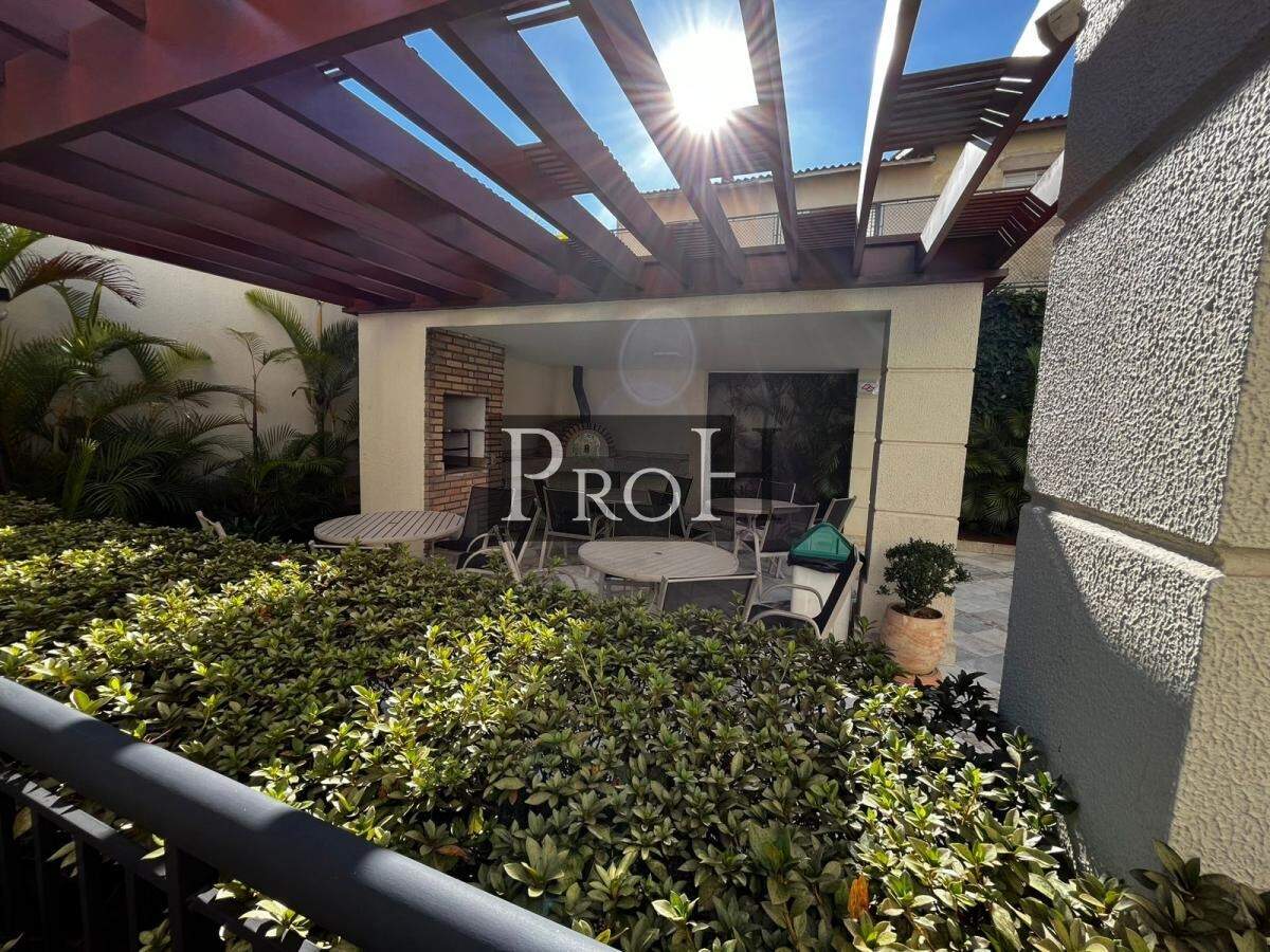 Apartamento para alugar com 4 quartos, 125m² - Foto 31