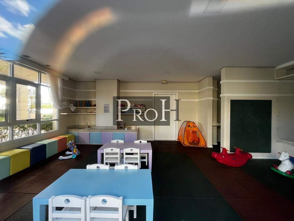 Apartamento para alugar com 4 quartos, 125m² - Foto 39