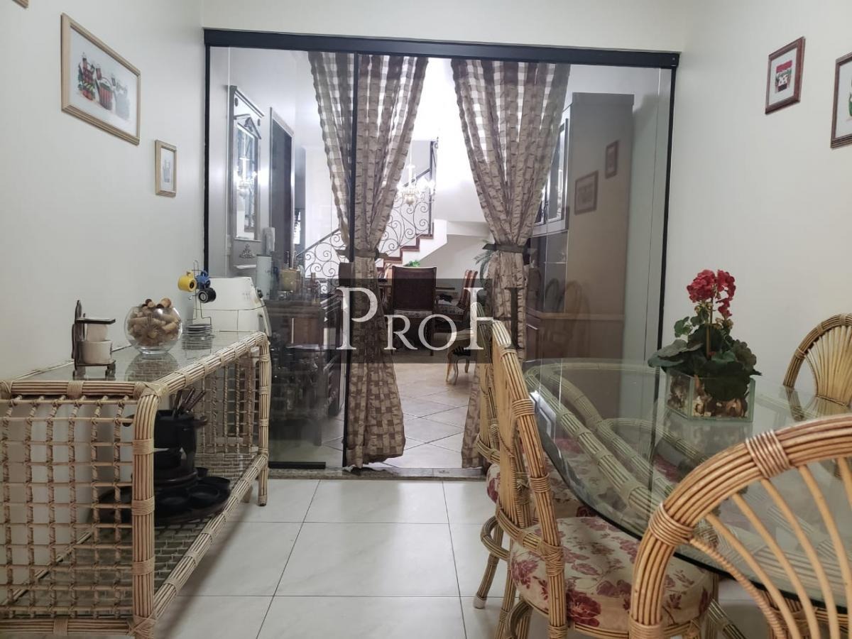 Casa, 3 quartos, 210 m² - Foto 25