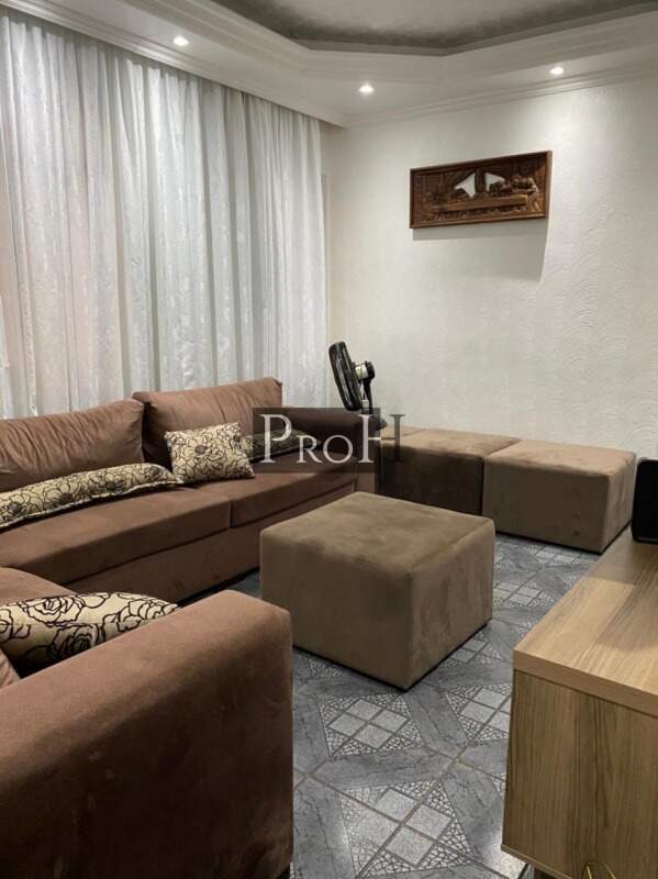 Casa à venda com 2 quartos, 125m² - Foto 1
