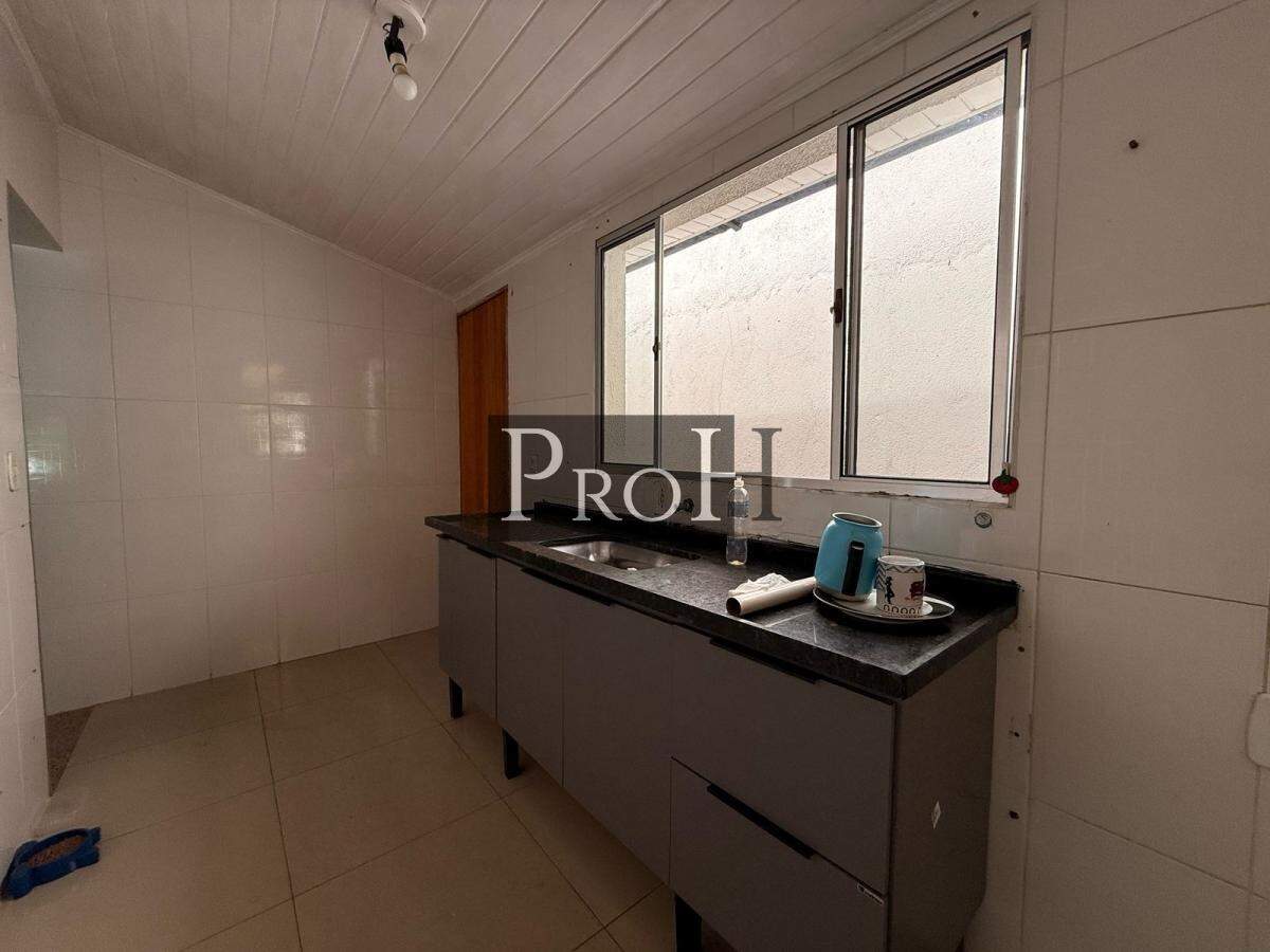 Casa à venda com 3 quartos, 153m² - Foto 4