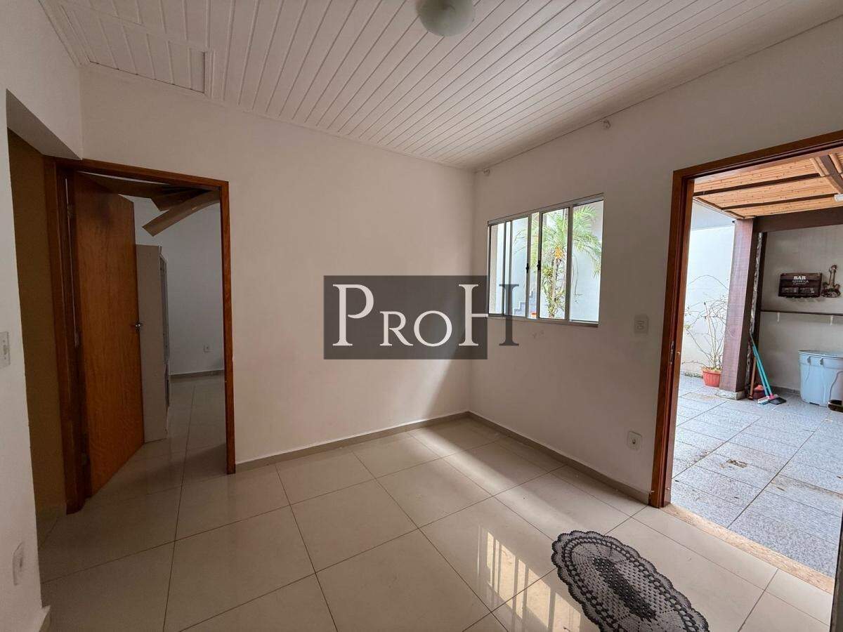 Casa à venda com 3 quartos, 153m² - Foto 17