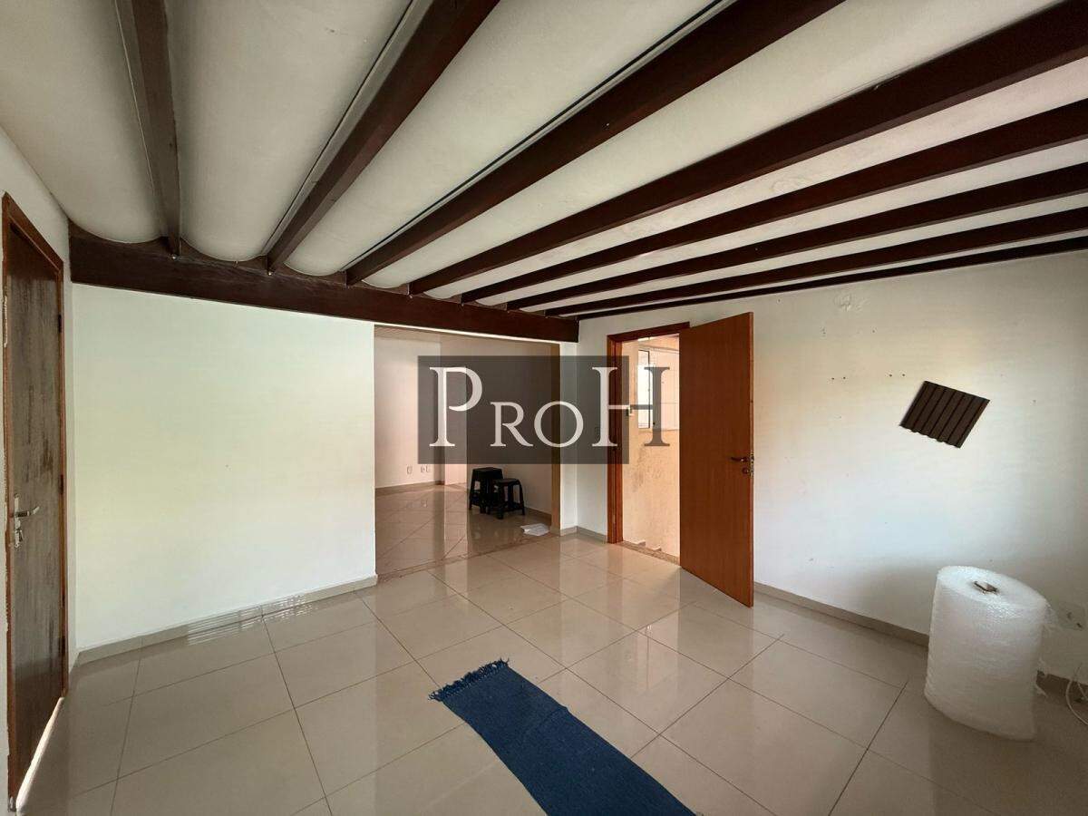 Casa à venda com 3 quartos, 153m² - Foto 3