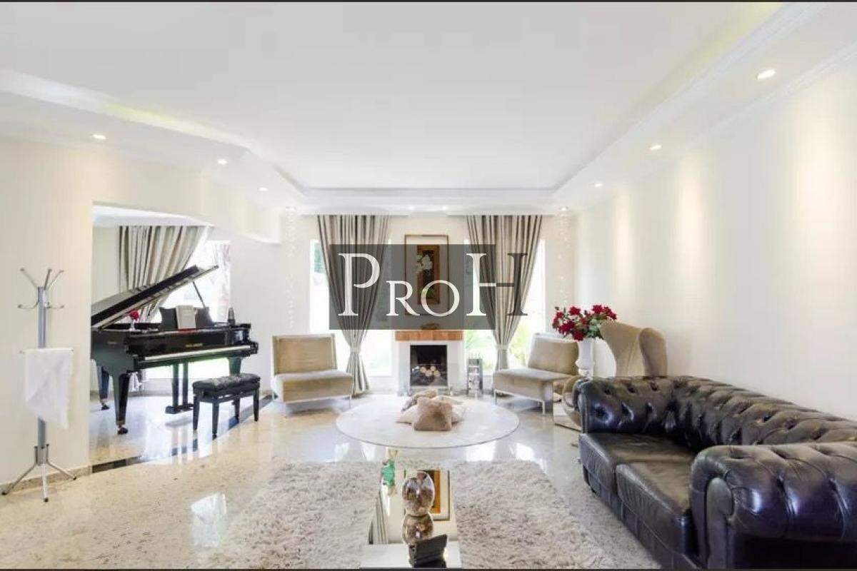 Casa de Condomínio à venda com 4 quartos, 750m² - Foto 1