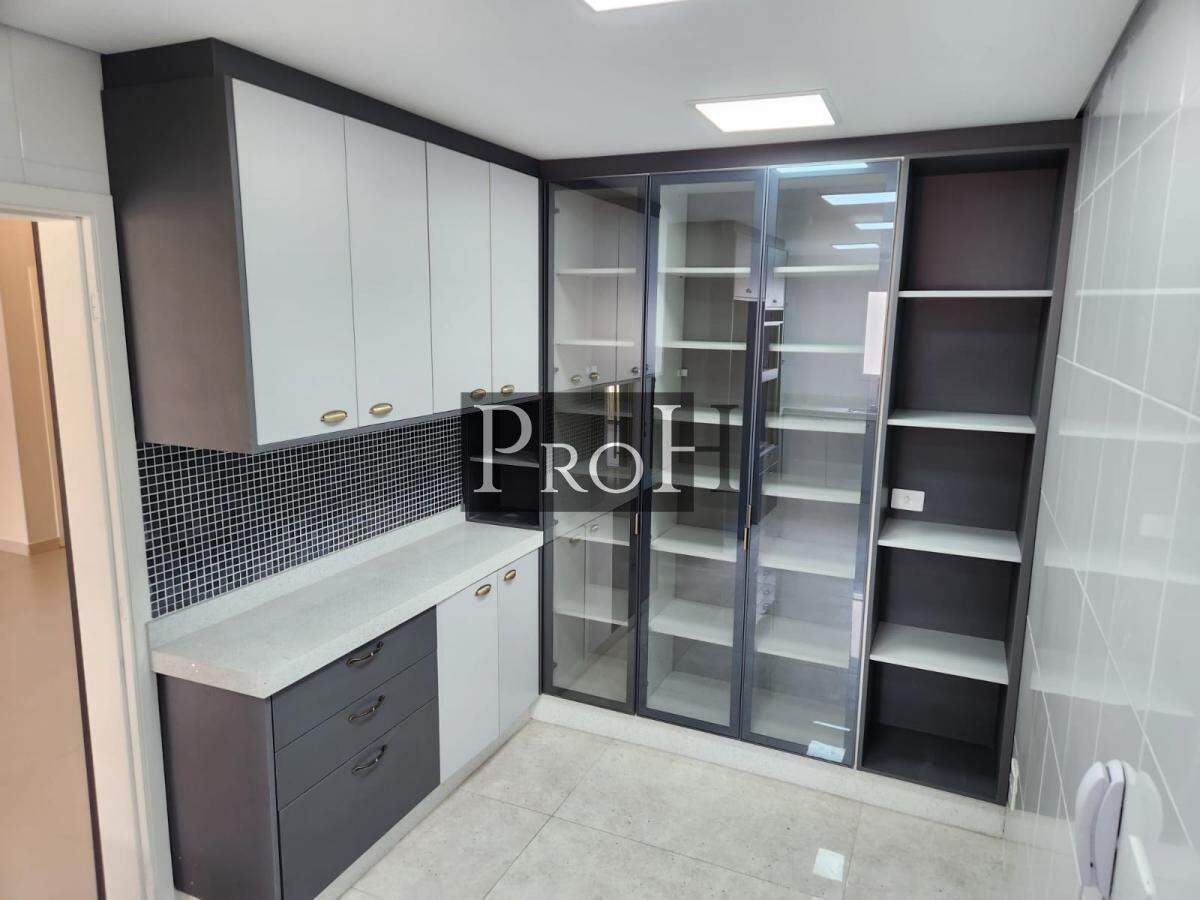 Apartamento à venda com 3 quartos, 172m² - Foto 10