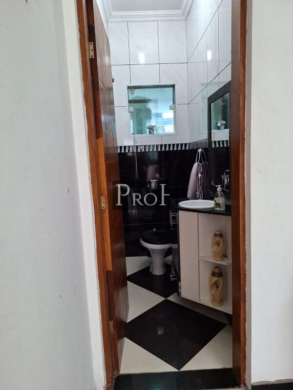 Casa à venda com 4 quartos, 166m² - Foto 14