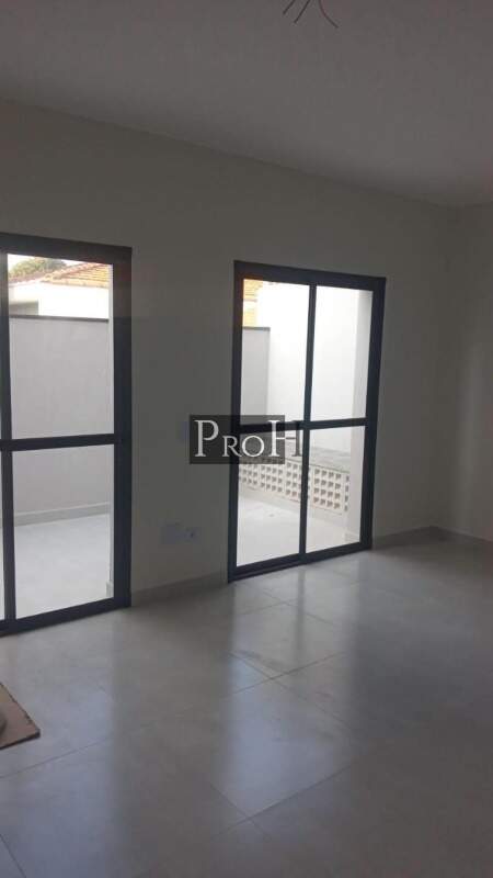 Sobrado à venda com 2 quartos, 100m² - Foto 2