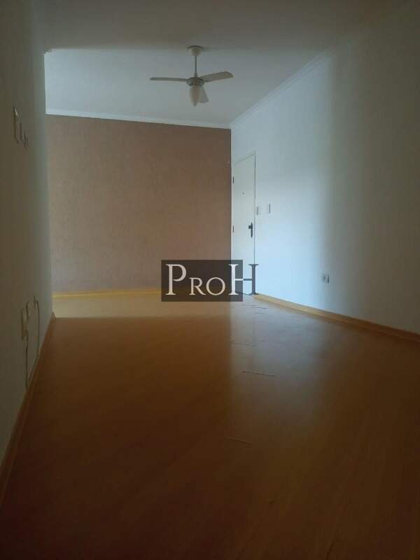 Apartamento à venda com 2 quartos, 71m² - Foto 3
