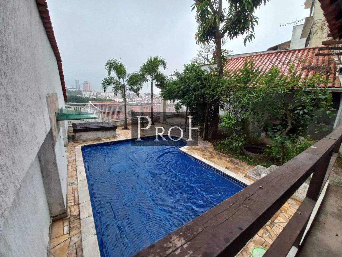 Casa à venda com 7 quartos, 500m² - Foto 24