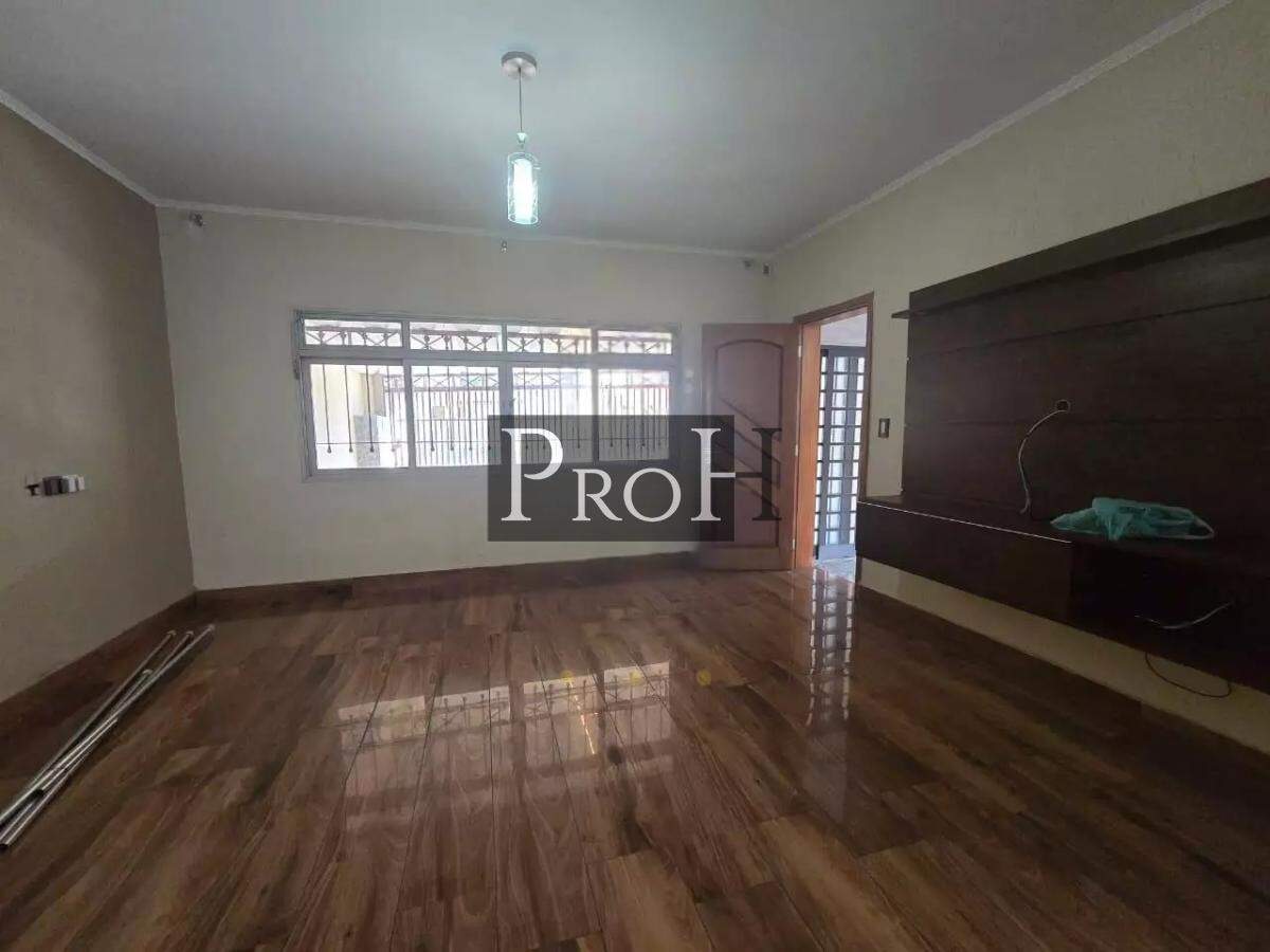 Sobrado à venda com 4 quartos, 150m² - Foto 2
