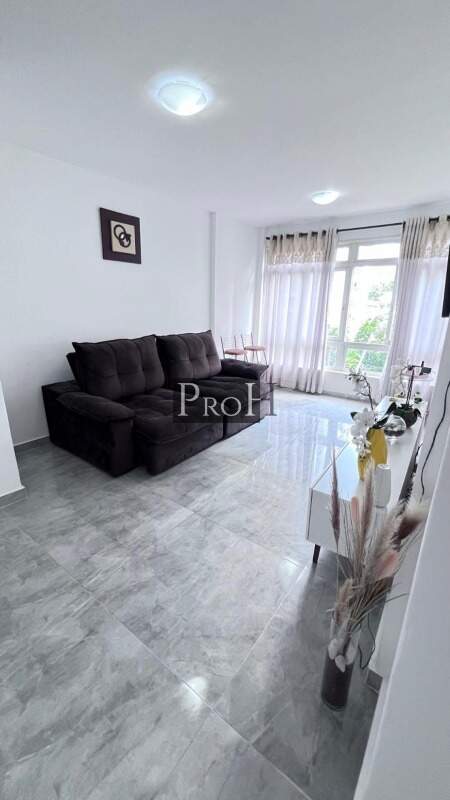 Apartamento à venda com 3 quartos, 120m² - Foto 1
