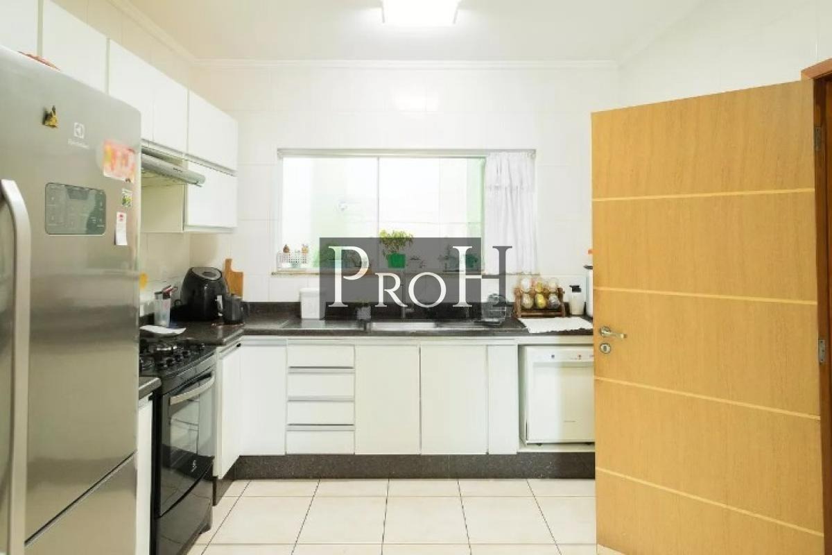 Casa, 3 quartos, 203 m² - Foto 10