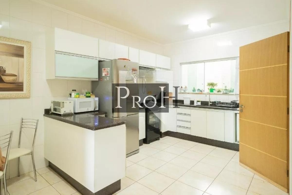 Casa, 3 quartos, 203 m² - Foto 9