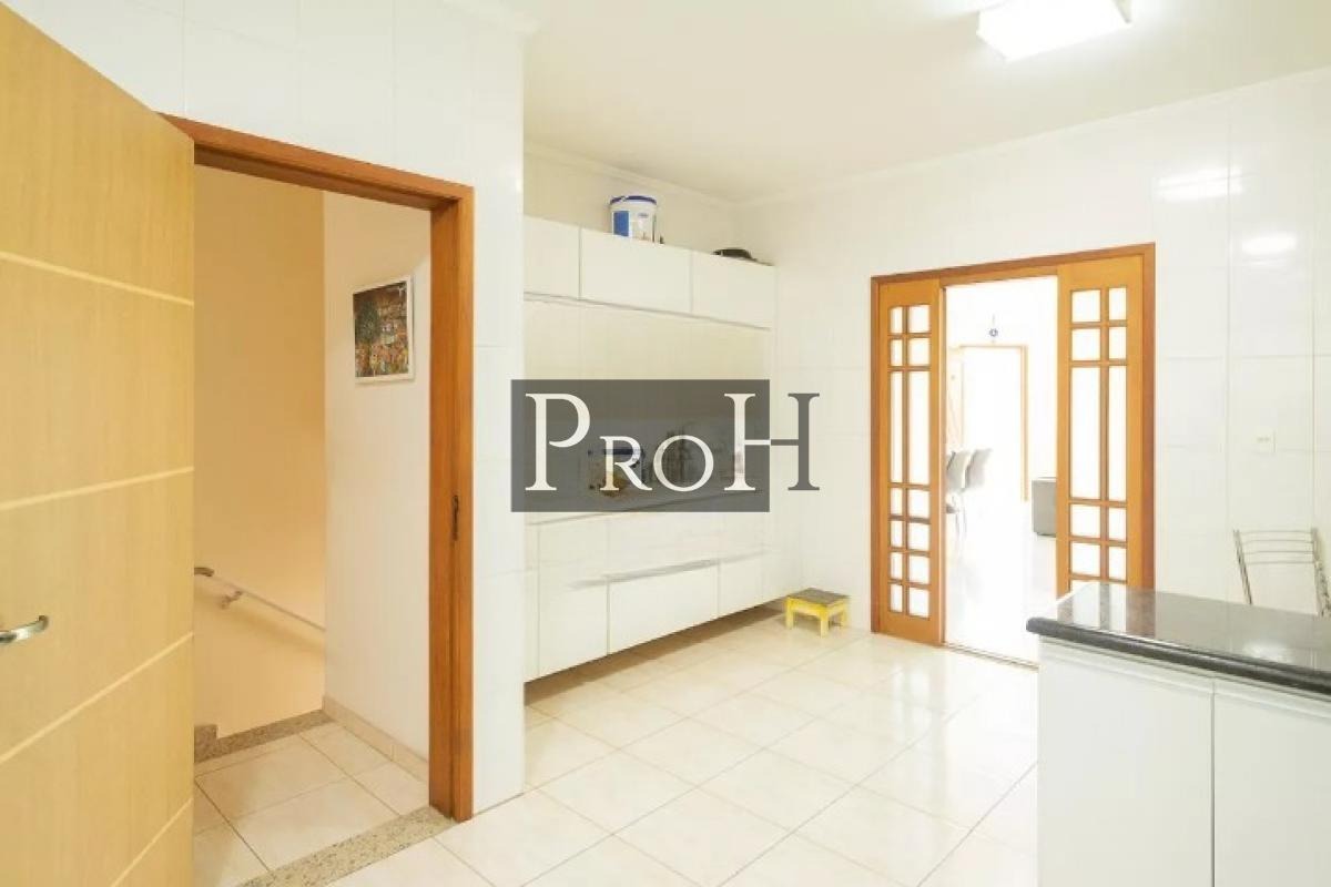 Casa, 3 quartos, 203 m² - Foto 8