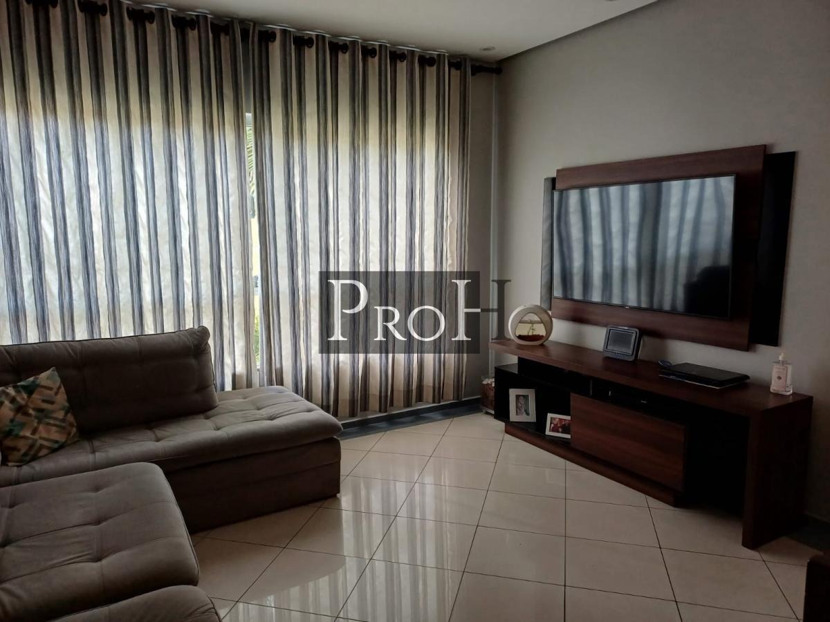 Sobrado, 3 quartos, 215 m² - Foto 2