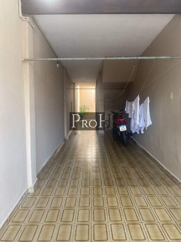 Sobrado para alugar com 3 quartos, 256m² - Foto 8