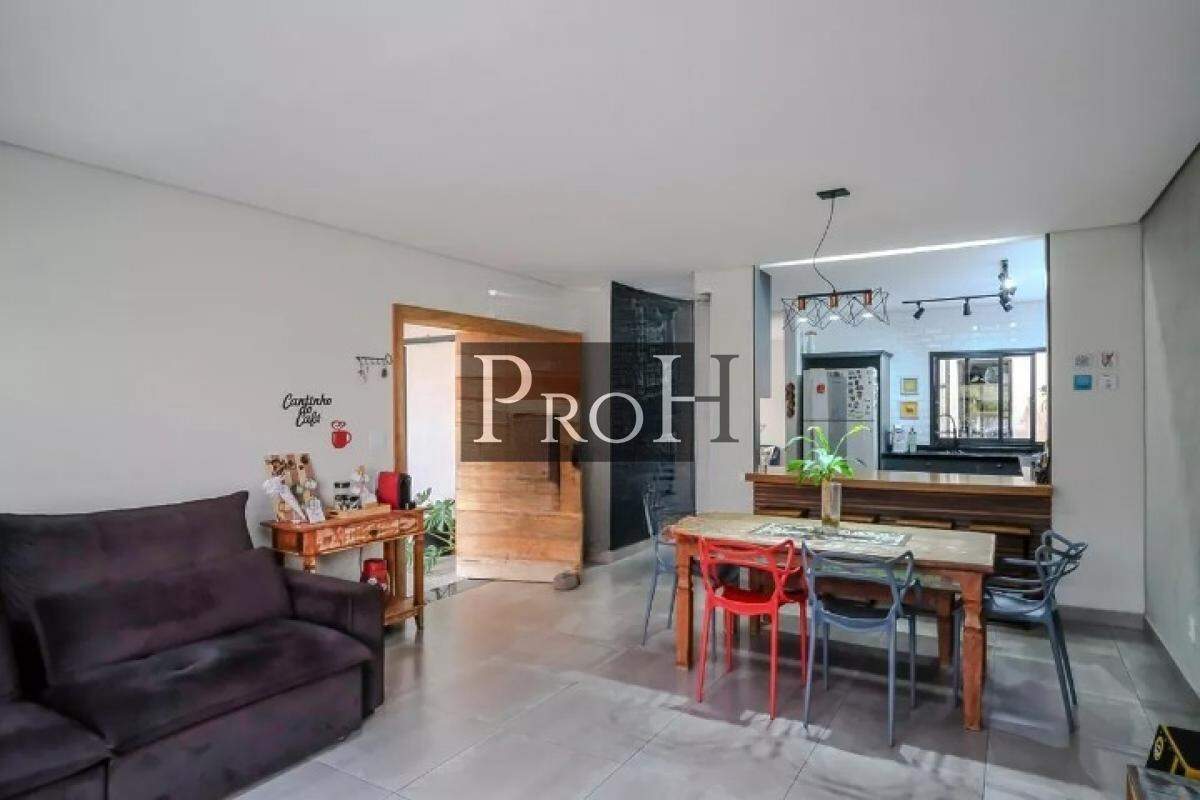 Casa à venda com 4 quartos, 203m² - Foto 4