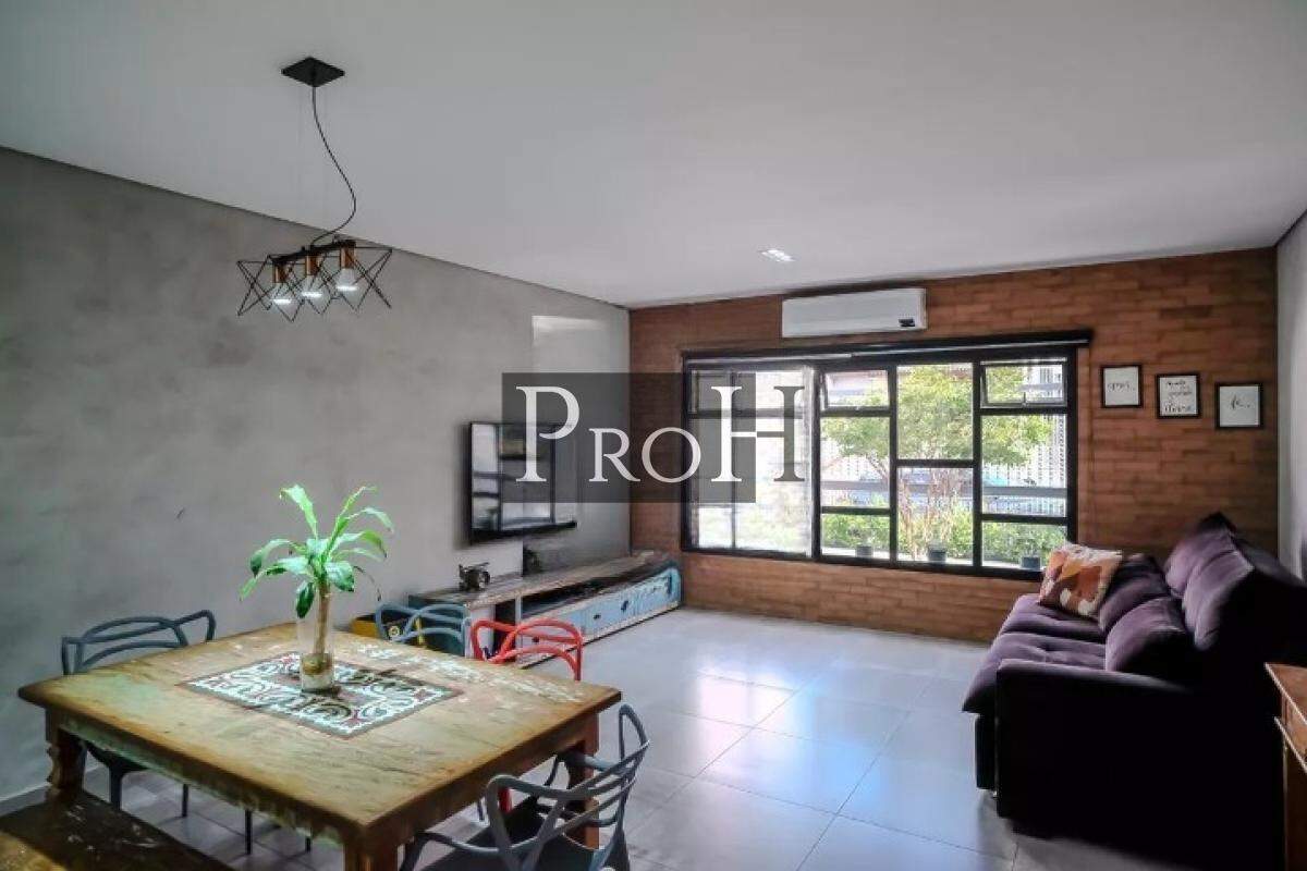 Casa à venda com 4 quartos, 203m² - Foto 1