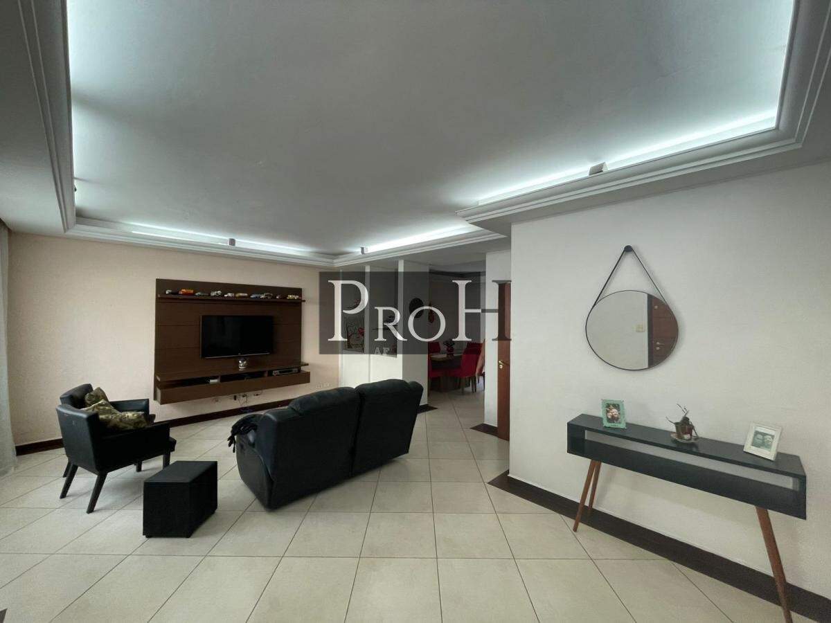 Casa, 3 quartos, 240 m² - Foto 1