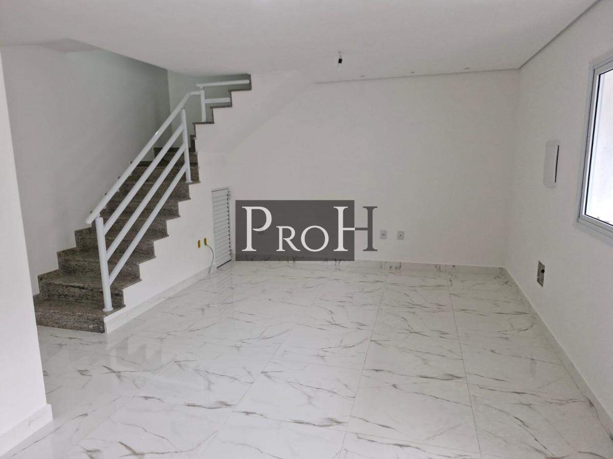 Sobrado à venda com 3 quartos, 120m² - Foto 1
