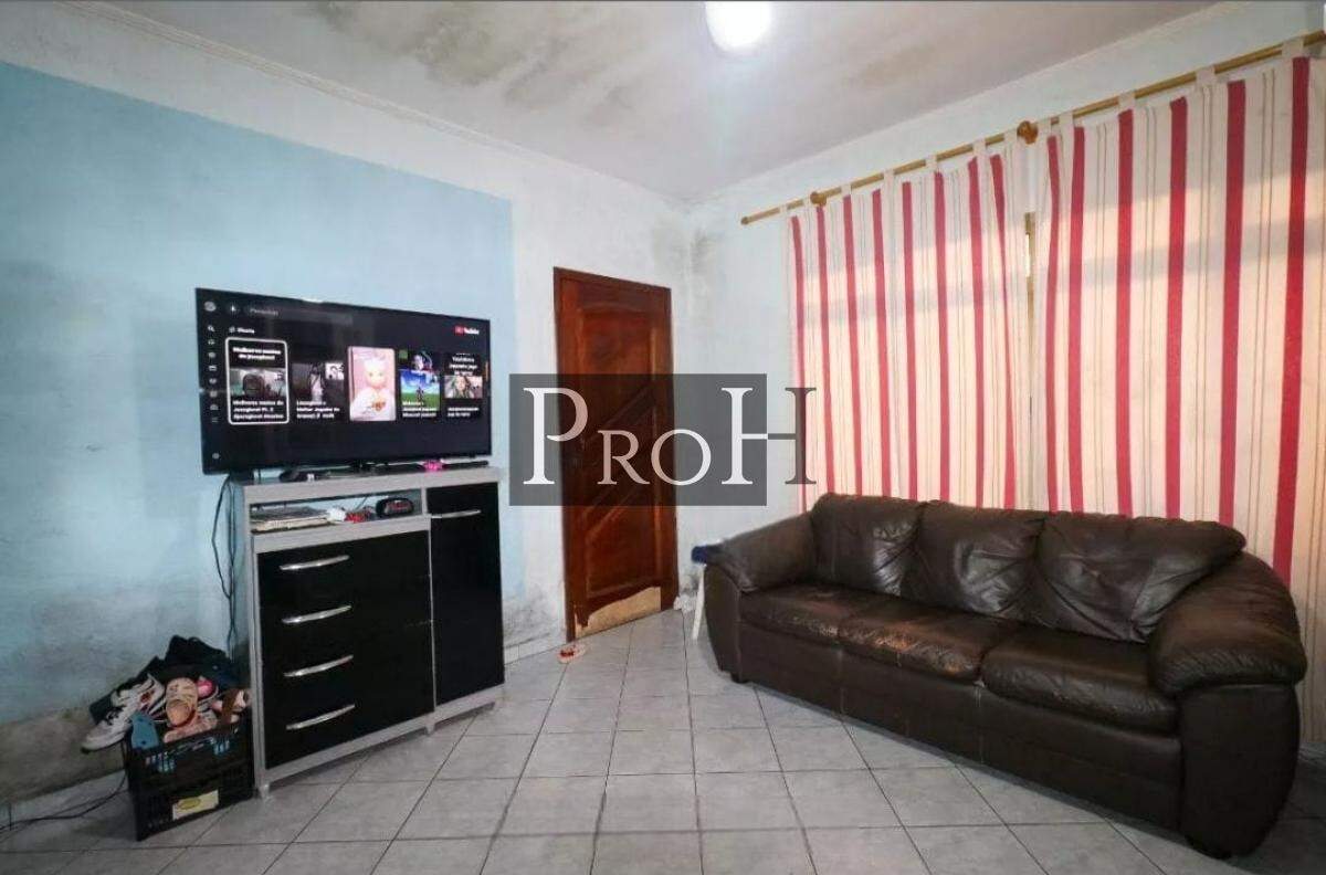 Casa à venda com 2 quartos, 120m² - Foto 1