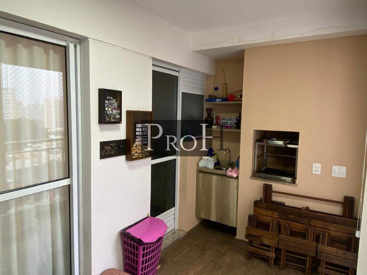Apartamento à venda com 2 quartos, 70m² - Foto 19
