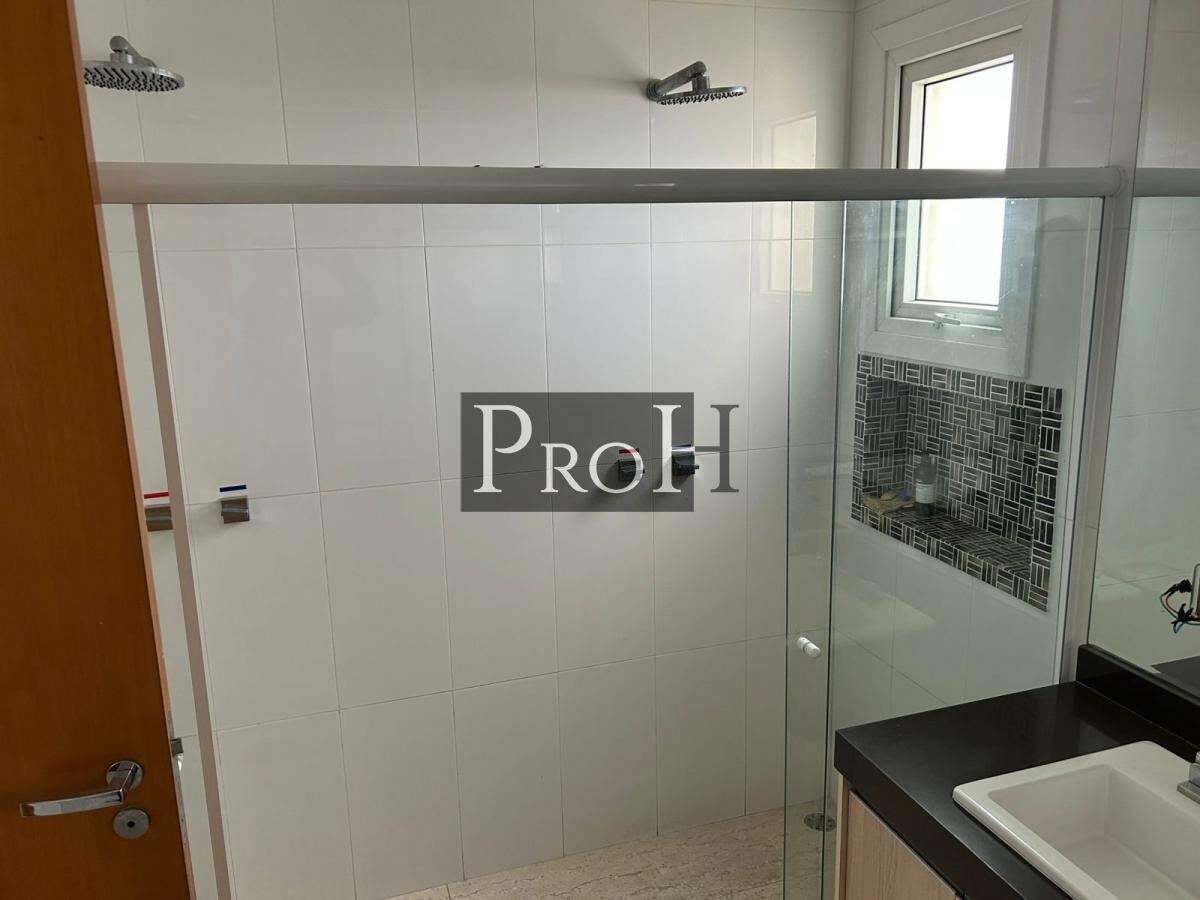 Apartamento para alugar com 4 quartos, 350m² - Foto 16