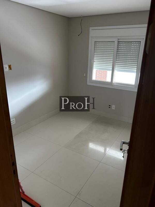Apartamento para alugar com 4 quartos, 350m² - Foto 15