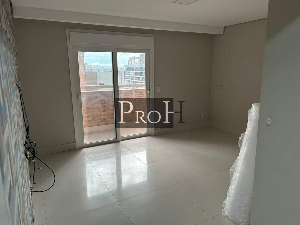 Apartamento para alugar com 4 quartos, 350m² - Foto 14