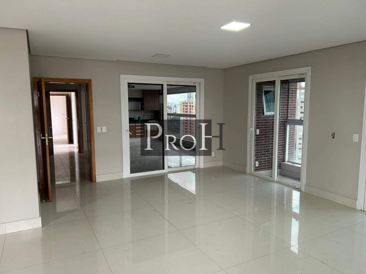 Apartamento para alugar com 4 quartos, 350m² - Foto 4