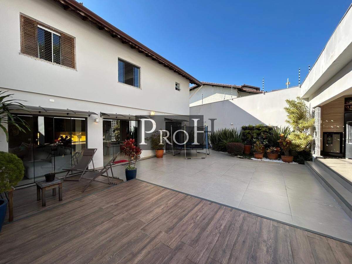 Sobrado à venda com 3 quartos, 333m² - Foto 29