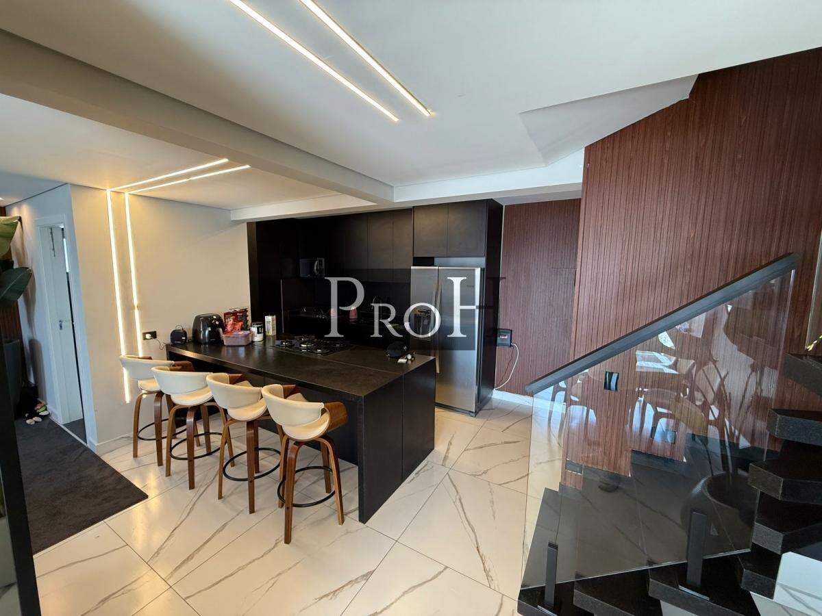 Cobertura à venda com 2 quartos, 126m² - Foto 4