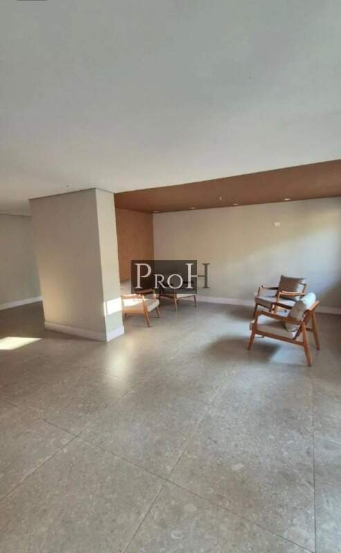Apartamento para alugar com 3 quartos, 79m² - Foto 11