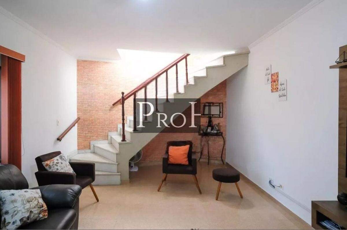 Sobrado à venda com 3 quartos, 140m² - Foto 2