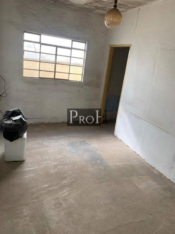 Casa à venda com 8 quartos, 180m² - Foto 14