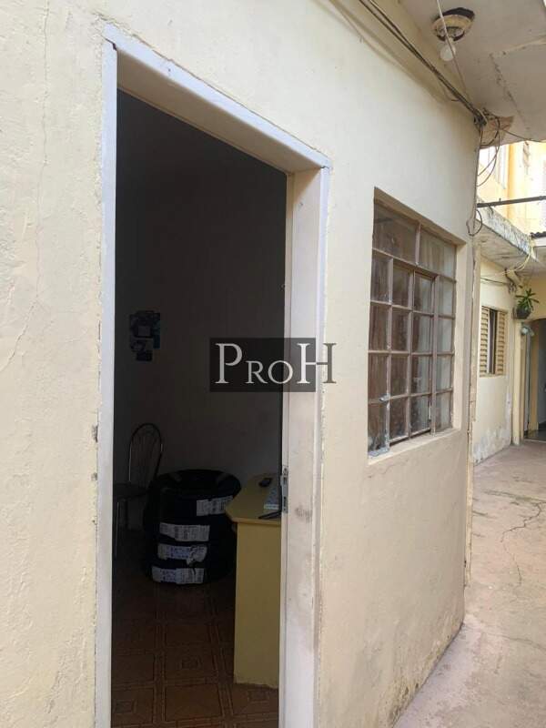 Casa à venda com 8 quartos, 180m² - Foto 26